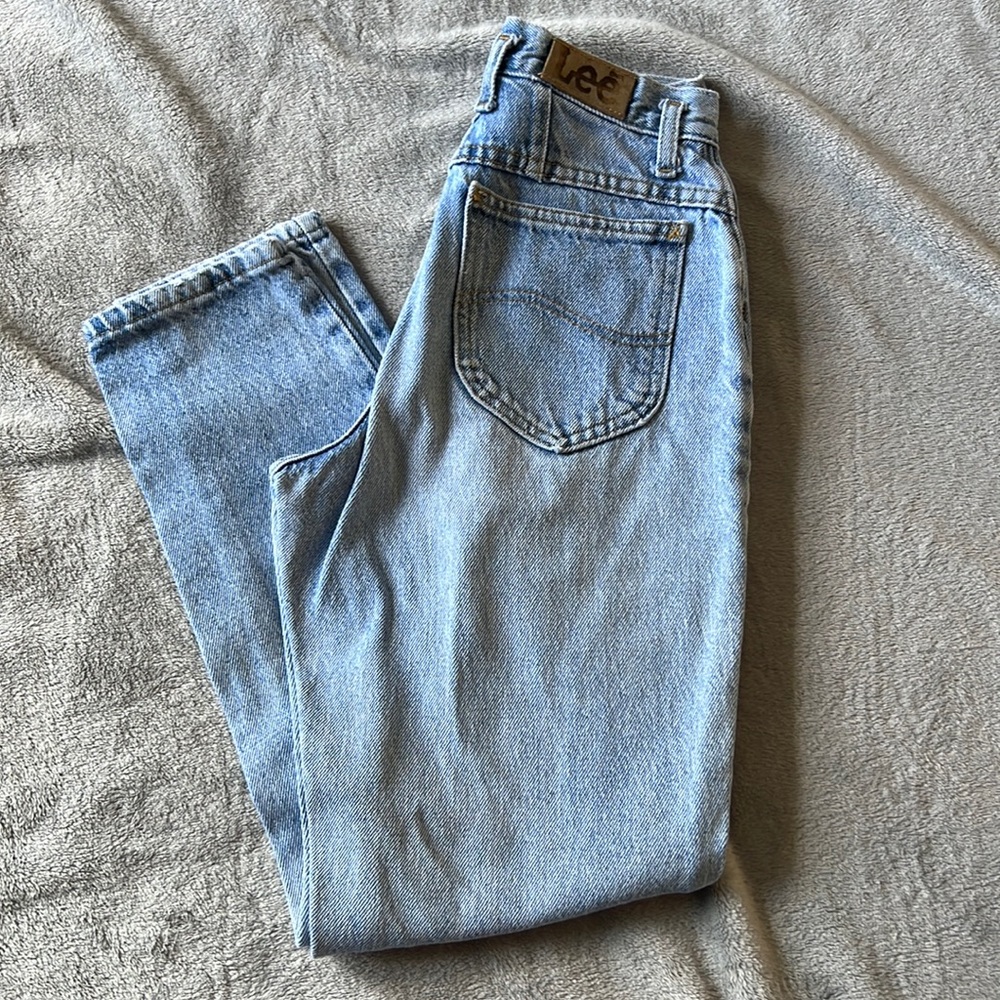 AUTHENTIC LEE VINTAGE HIGH RISE JEAN